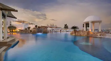 Sharq Village & Spa, a Ritz Carlton Hotel