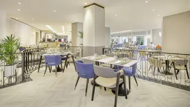 Sheraton Abu Dhabi Hotel & Resort