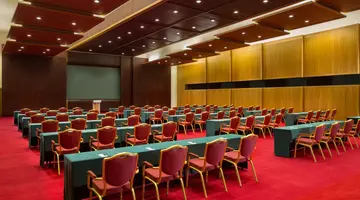 Sheraton Grand Doha Resort & Convention Hotel