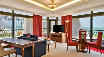 Sheraton Grand Doha Resort & Convention Hotel