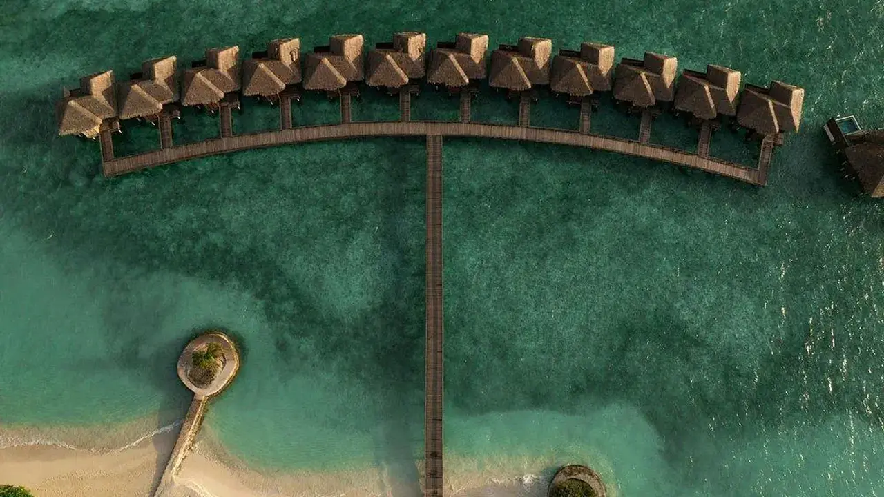 Sheraton Maldives Full Moon Resort & Spa