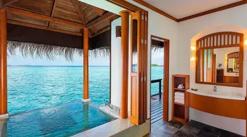 Sheraton Maldives Full Moon Resort & Spa