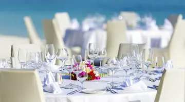 SHERATON MALDIVES FULL MOON RESORT & SPA