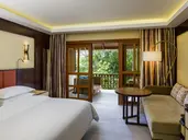 SHERATON MALDIVES FULL MOON RESORT & SPA