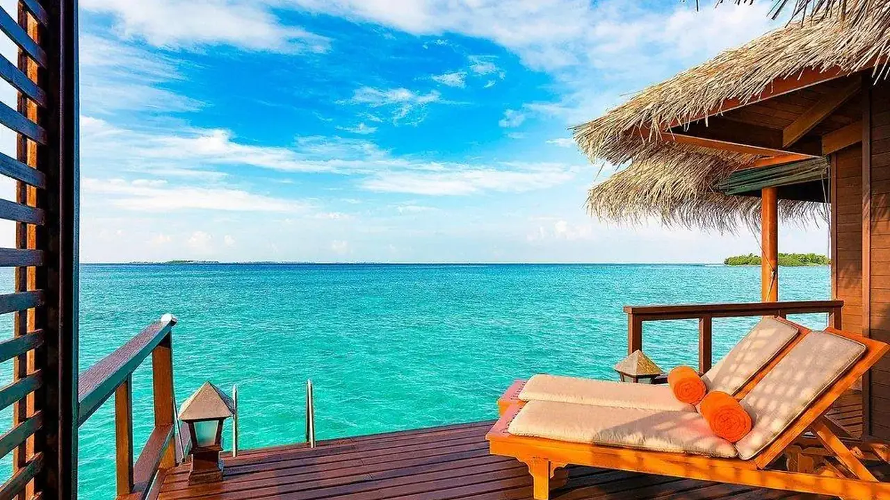 Sheraton Maldives Full Moon Resort & Spa