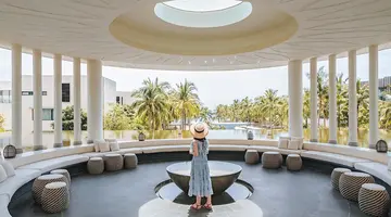 Shilla Monogram Danang