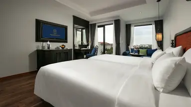 Shining Riverside Hoi An Boutique and Spa