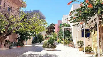 SHOTELS EVINA ROOMS AND SUITES