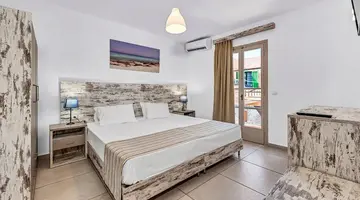 SHOTELS EVINA ROOMS AND SUITES