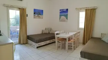 SHOTELS EVINA ROOMS AND SUITES