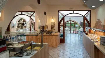 SHOTELS EVINA ROOMS AND SUITES