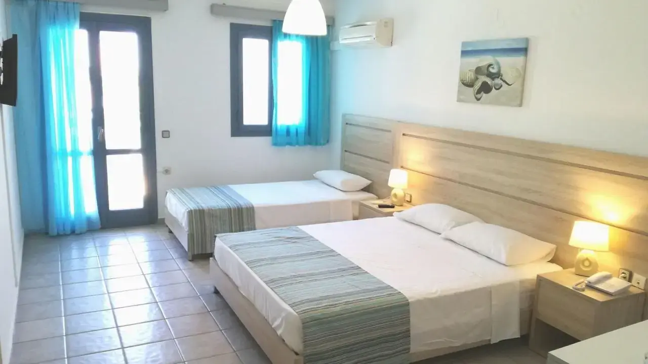 SHOTELS MARILISA HOTEL