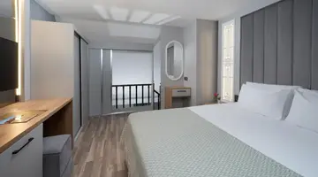 Siam Elegance Hotel & Spa