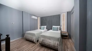 SIAM ELEGANCE HOTELS & SPA