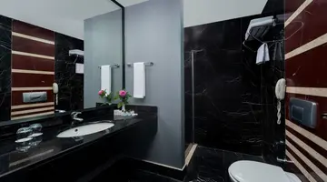 SIAM ELEGANCE HOTELS & SPA