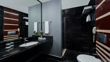 SIAM ELEGANCE HOTELS & SPA