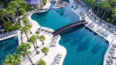 SIAM ELEGANCE HOTELS & SPA