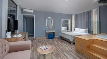 SIAM ELEGANCE HOTELS & SPA