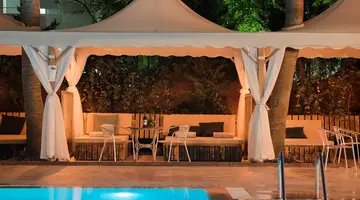 SIAM ELEGANCE HOTELS & SPA