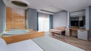 SIAM ELEGANCE HOTELS & SPA