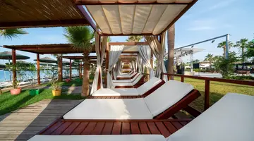 SIAM ELEGANCE HOTELS & SPA