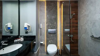 SIAM ELEGANCE HOTELS & SPA