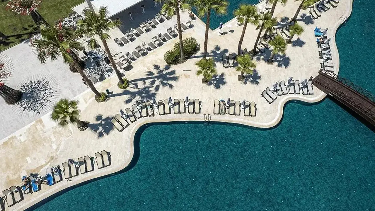 SIAM ELEGANCE SPA & RESORT