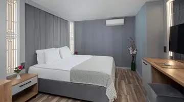 Siam Elegance