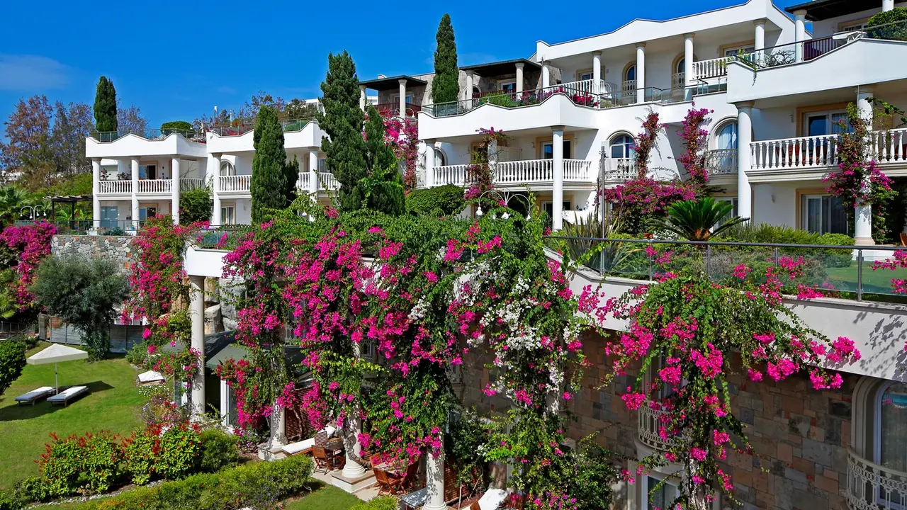 SIANJI WELL-BEING RESORT