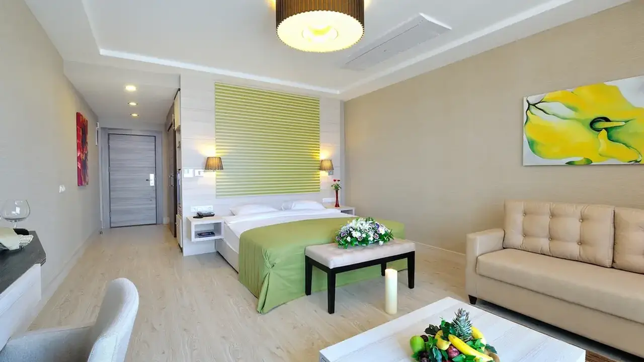 SIANJI WELL-BEING RESORT