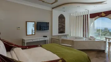 SIANJI WELL-BEING RESORT