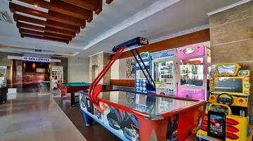 Side Aluna Hotel