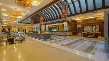 Side Aluna Hotel
