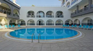 Side Aluna Hotel
