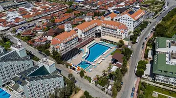 Side Aluna Hotel