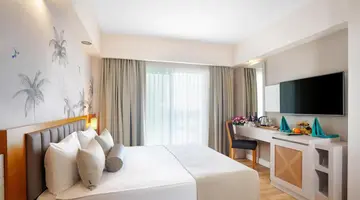 Side Aluna Hotel