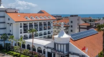 Side Aluna Hotel
