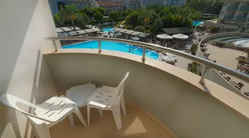 Side Breeze
