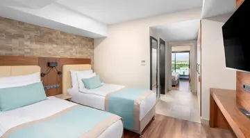 SIDE MOON PALACE HOTEL