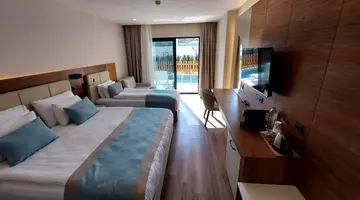 SIDE MOON PALACE HOTEL