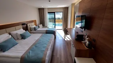 SIDE MOON PALACE HOTEL