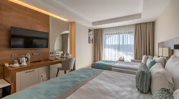 SIDE MOON PALACE HOTEL