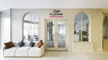 SIDE MOON PALACE HOTEL