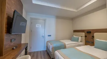 SIDE MOON PALACE HOTEL