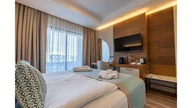 SIDE MOON PALACE HOTEL