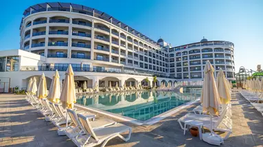 SIDE MOON PALACE HOTEL
