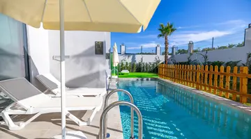 SIDE MOON PALACE HOTEL