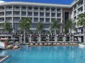 Side Moon Palace