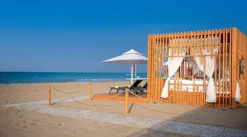 SIDE PREMIUM by OZ Hotels