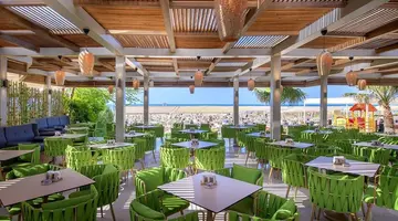 SIDE PREMIUM by OZ Hotels